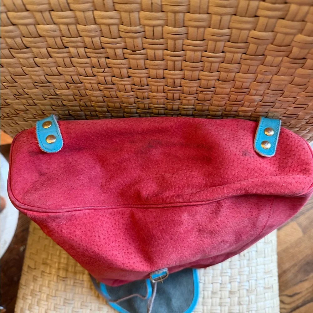unkown stylish red